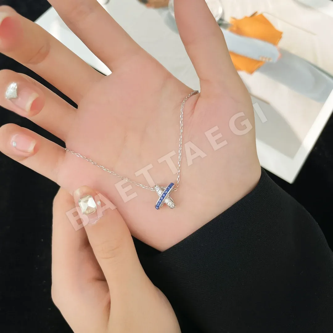 쇼메 리앙 크로스 사파이어 목걸이 상세 이미지 8