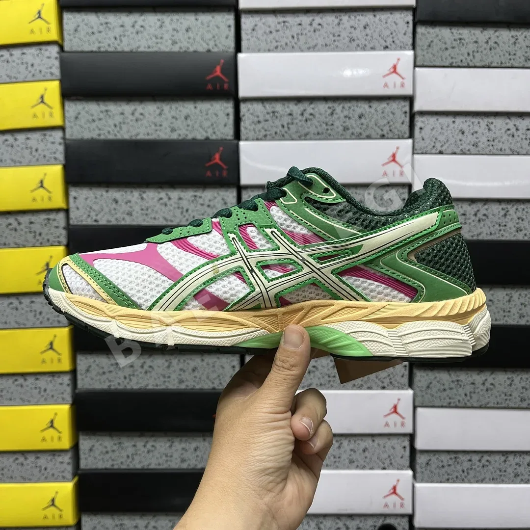 아식스 [WZ] 젤 큐뮬러스 16 1203A763-100 200408 Asics Gel-Cumulus 16 Green Cream Ivory 상세 이미지 9