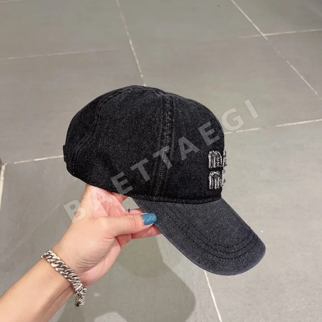 미우미우 모자 81081 Miu Miu Cap 상세 이미지 2