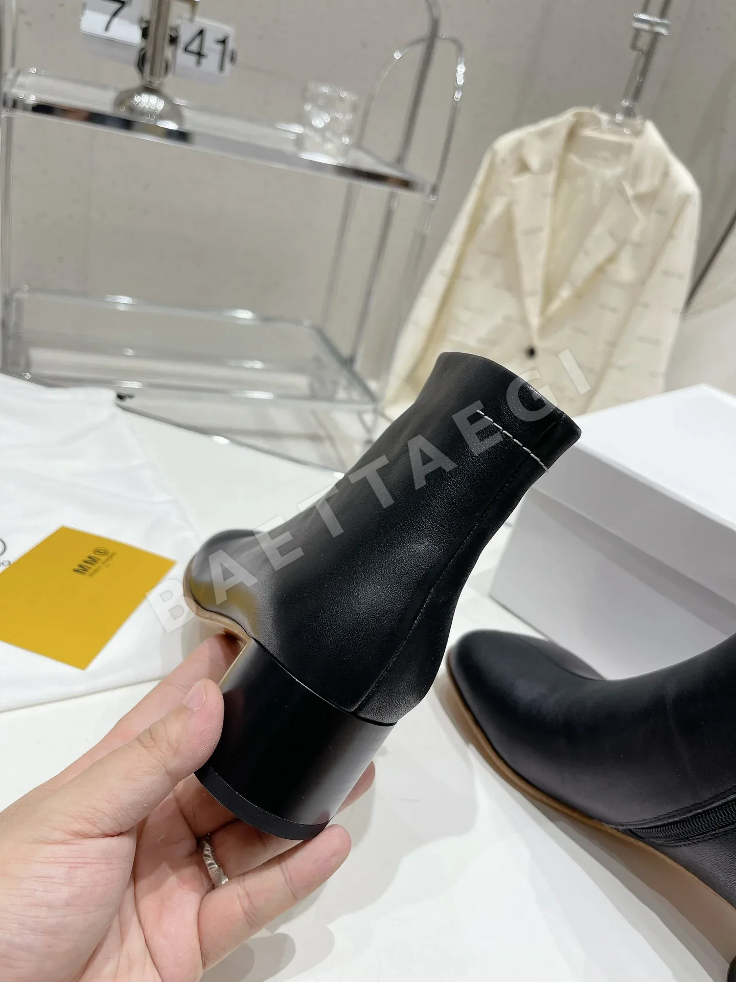 마르지엘라 사각코 앵클 부츠 9210 상세 이미지 9
