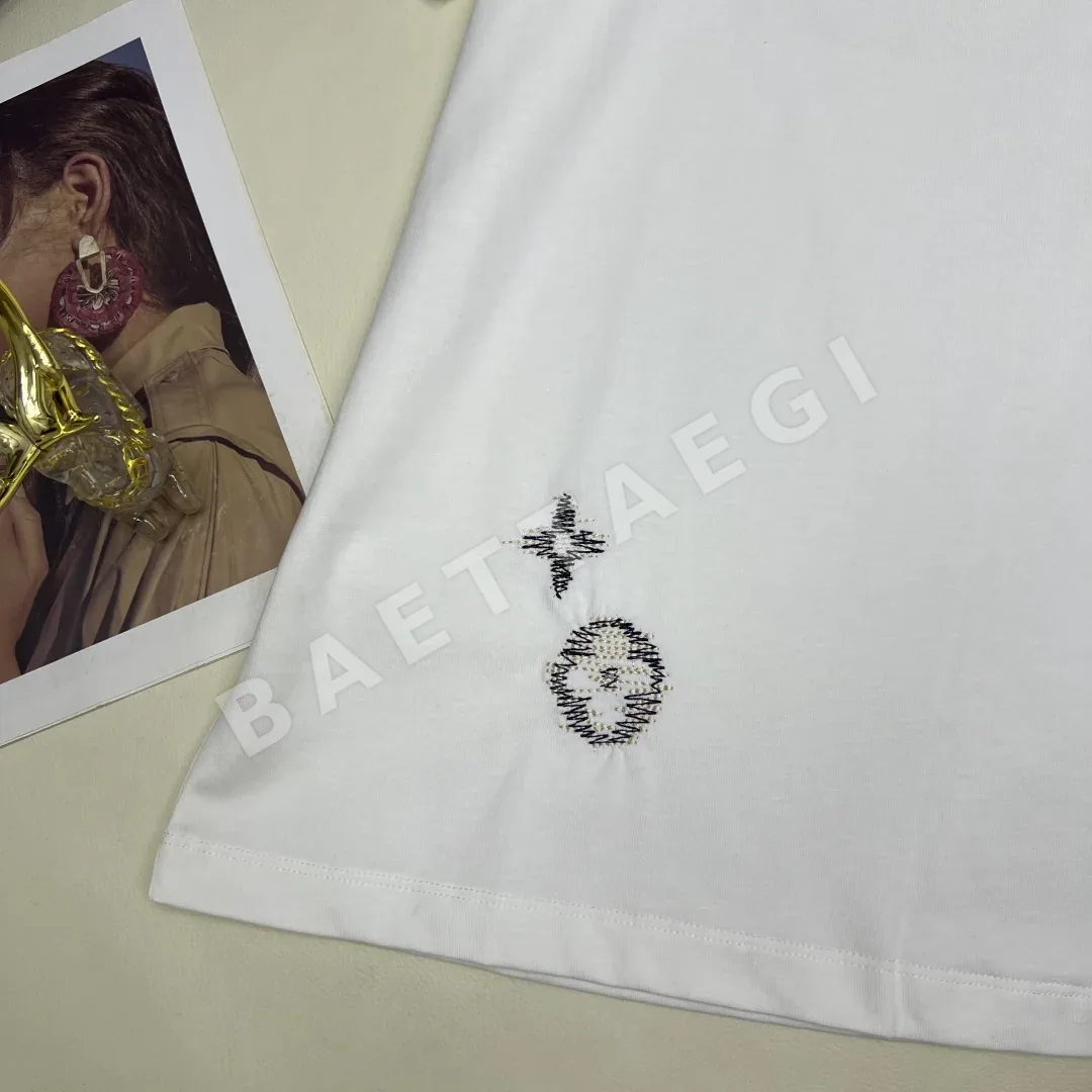 루이비통 여성 코튼 크루넥 반팔 티셔츠 상세 이미지 6