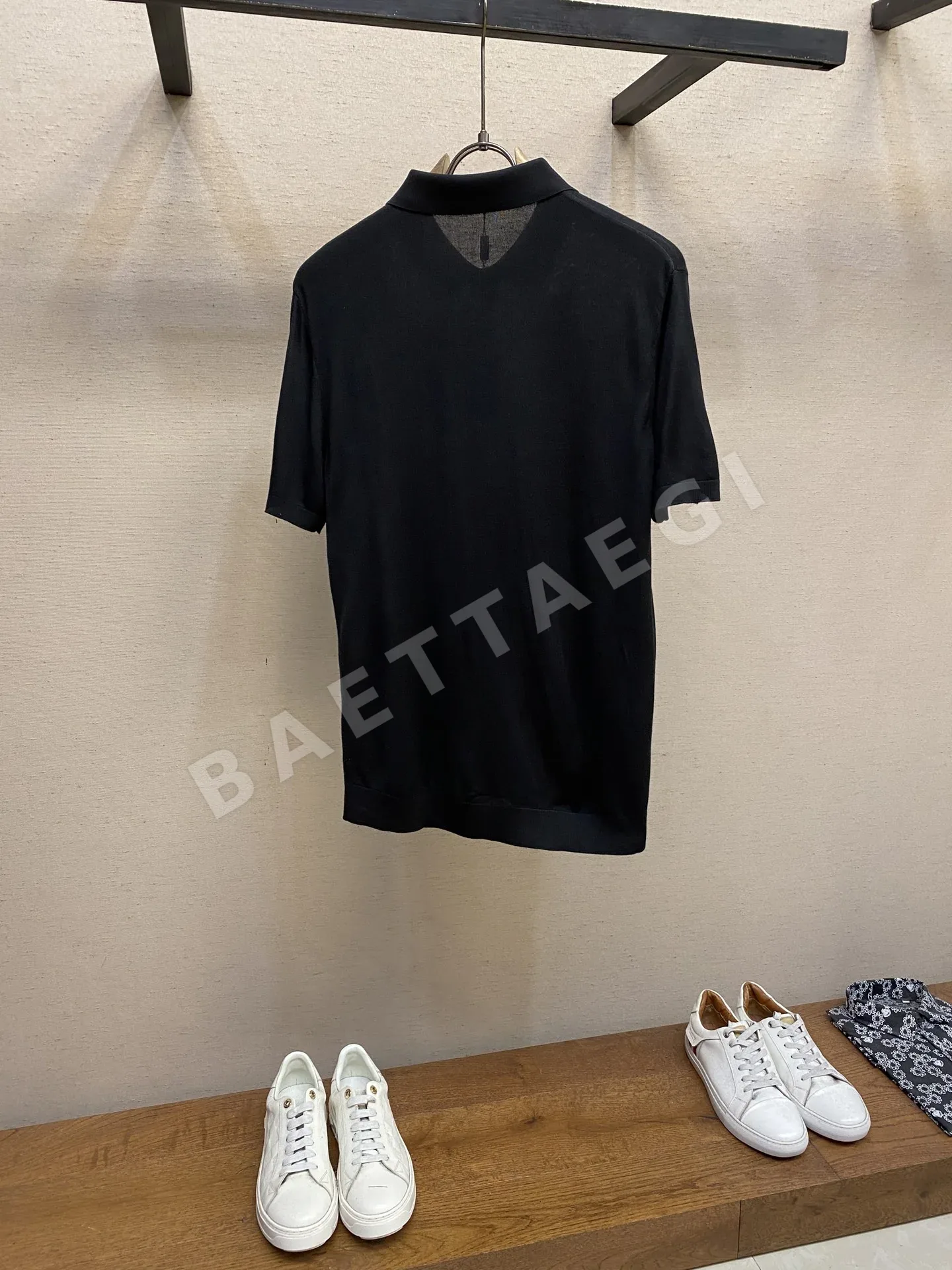 에르메스 남성 블랙 니트 반팔 폴로셔츠 상세 이미지 2