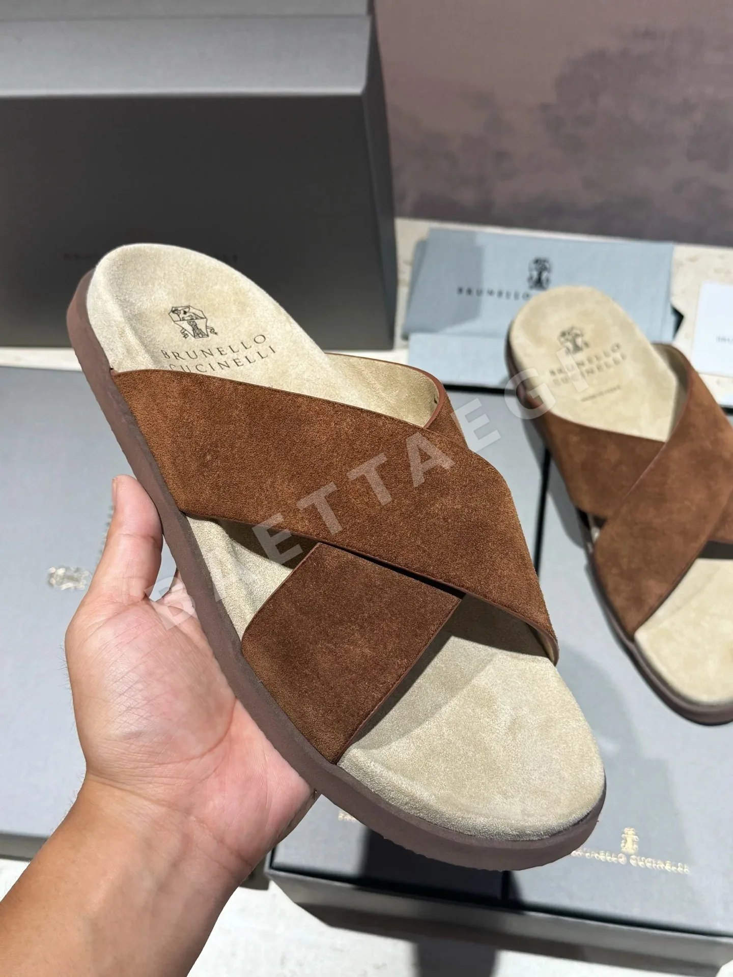 브루넬로쿠치넬리 남성 스웨이드 샌들 149280