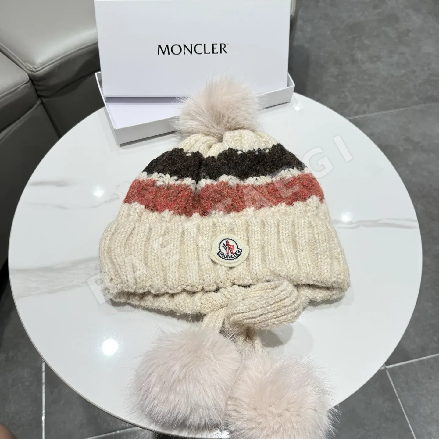 몽클레르 페어아일 울 폼폼 니트 모자 186899