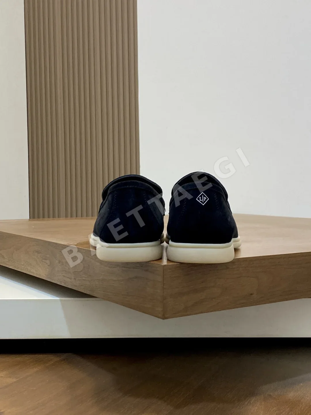 로로피아나 스웨이드 모카신 신발 상세 이미지 8