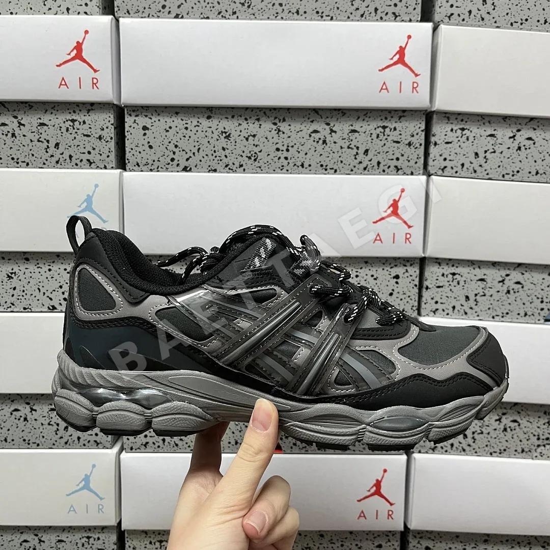 아식스 [GX] 젤 NYC 유틸리티 1203A558-001 200538 Asics Gel-NYC Utility Black Carbon 상세 이미지 2