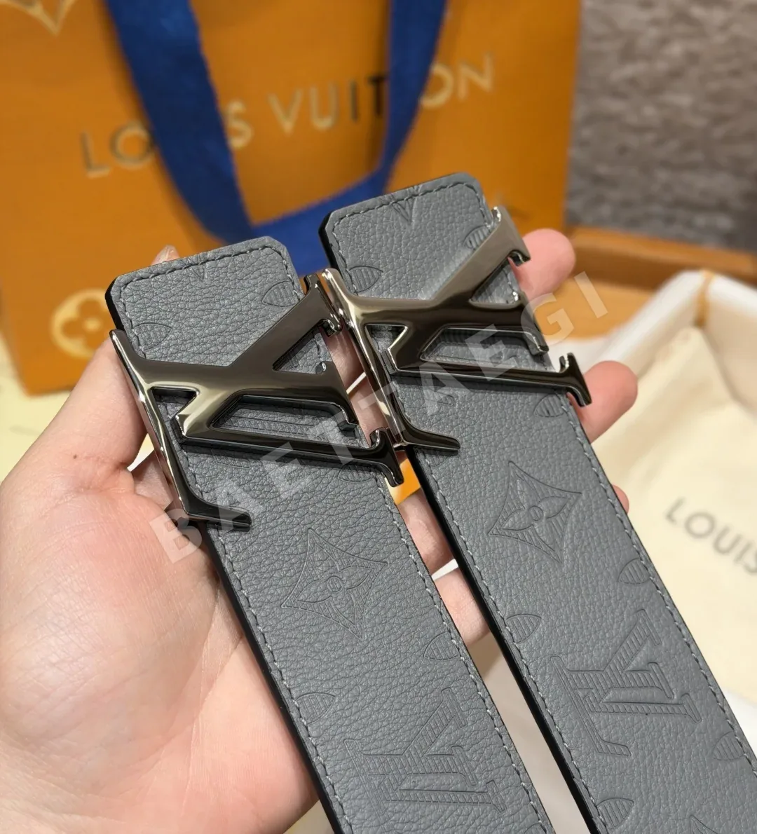 루이비통 샤도우 40mm 리버서블 벨트 상세 이미지 4