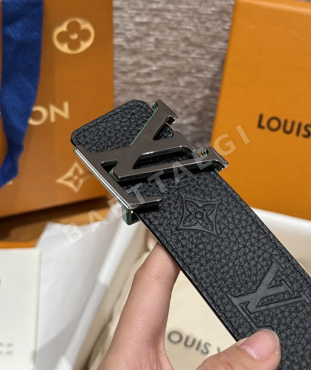 루이비통 TAURILLON 40mm 리버시블 벨트 상세 이미지 7
