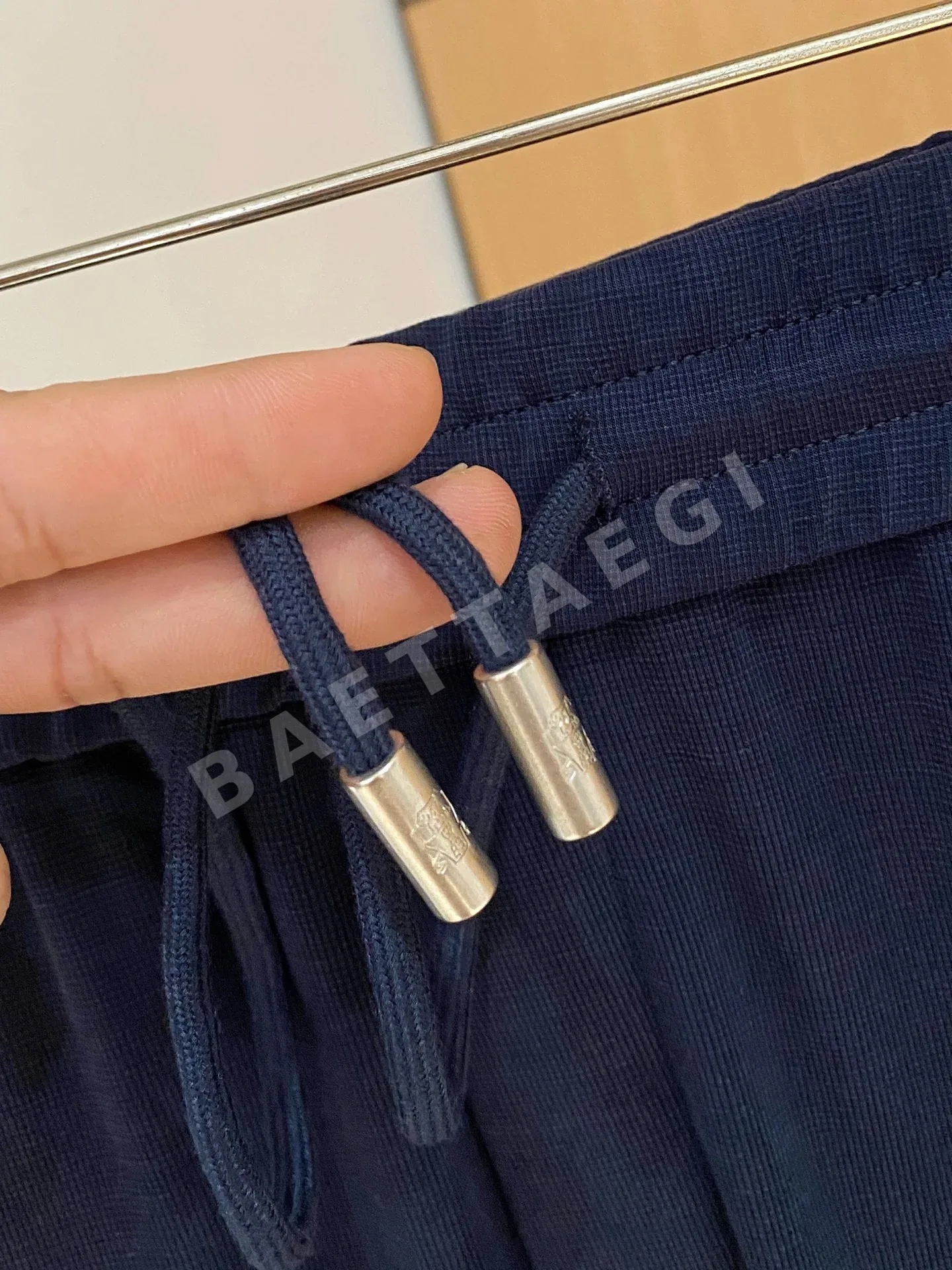 브루넬로쿠치넬리 에어리 라이스그레인 체크 린넨 남성 바지 상세 이미지 7