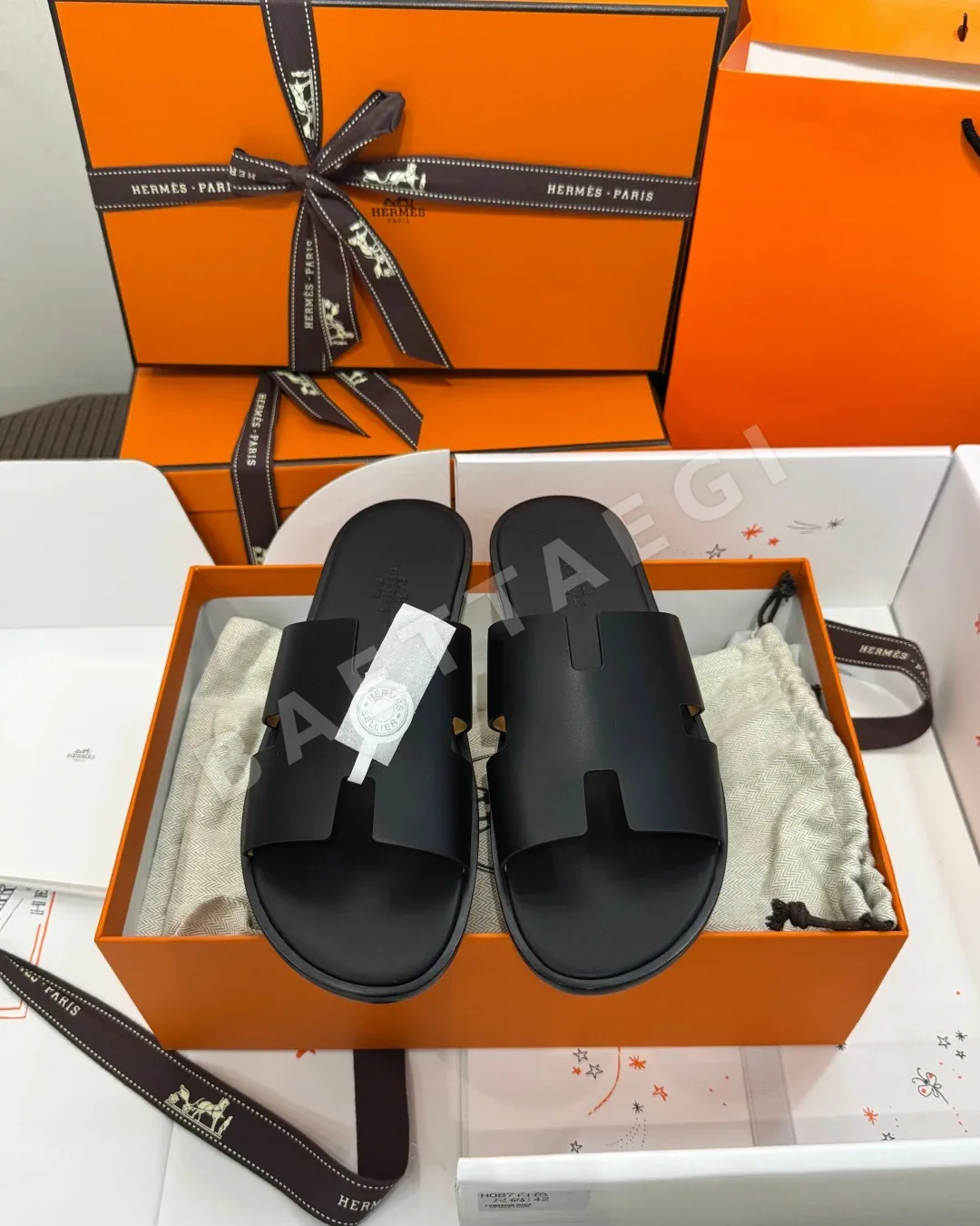 에르메스 H 로고 송아지가죽 샌들 156920