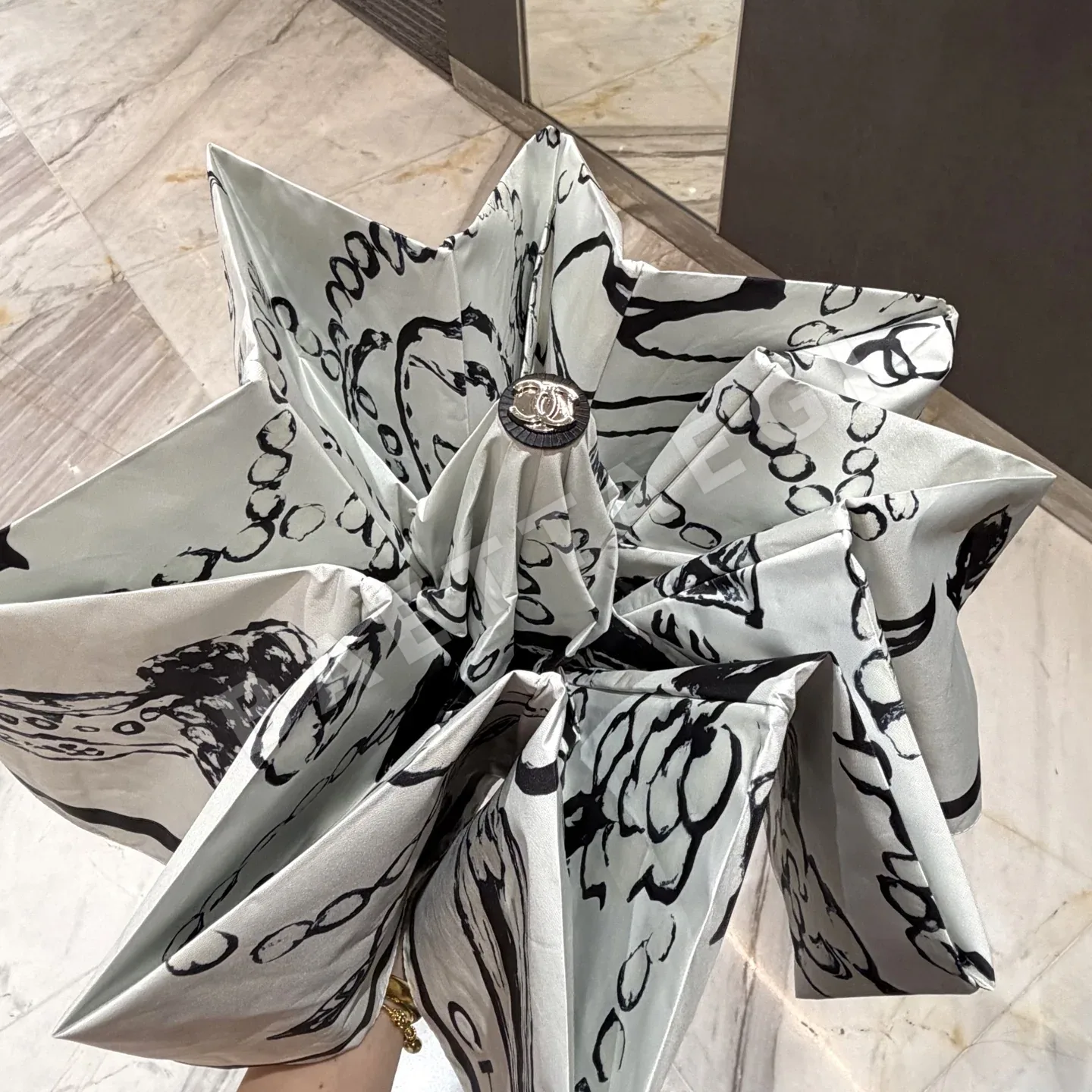 샤넬 우산 85270 Chanel Umbrella 상세 이미지 4