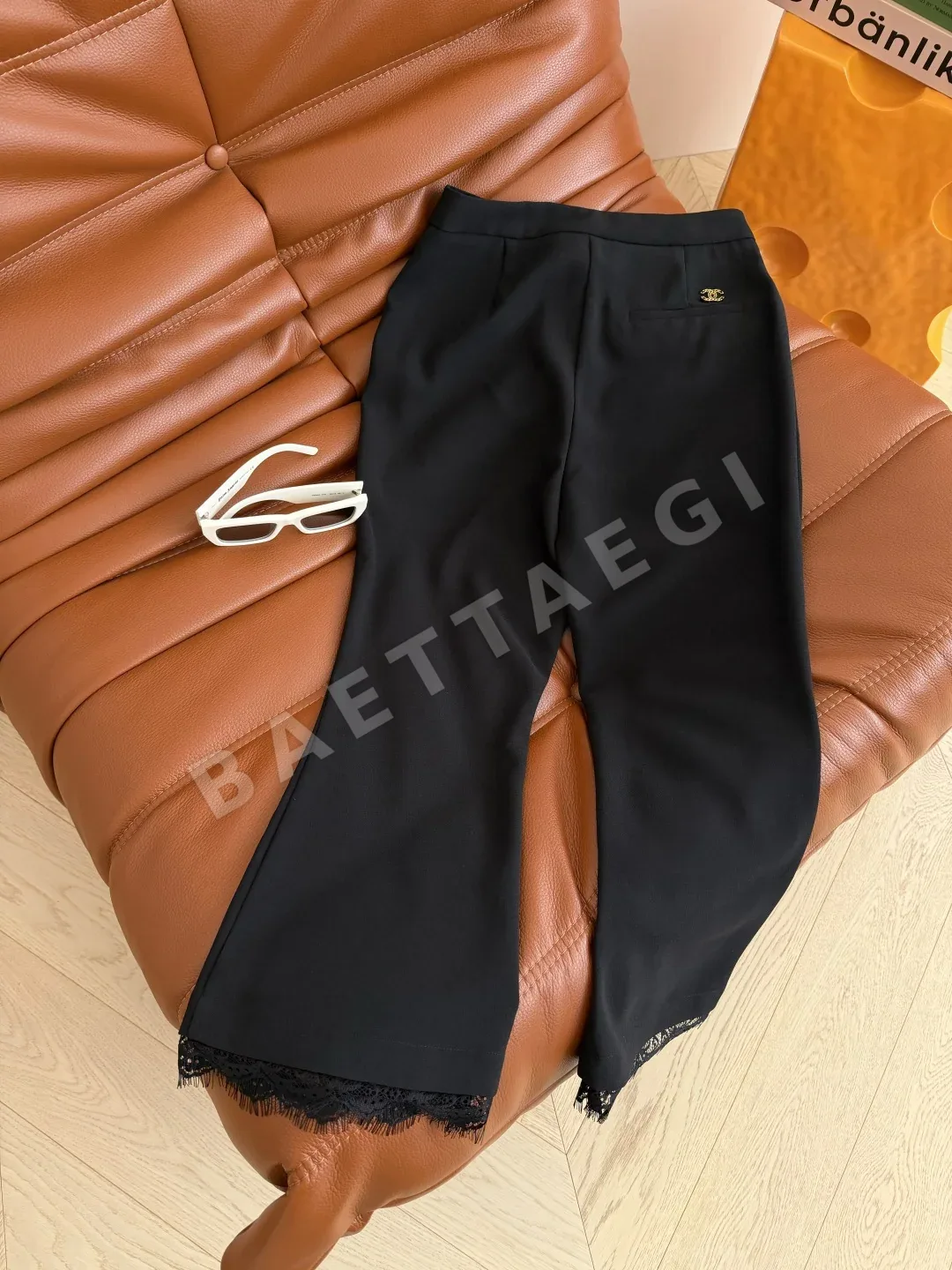 샤넬 더블 C 장식 레이스 트림 크롭 플레어 바지 상세 이미지 8