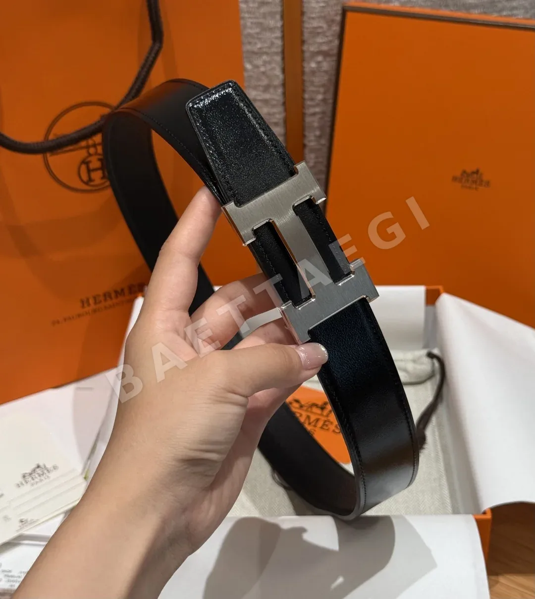에르메스 H 버클 리버시블 가죽 벨트 32mm 상세 이미지 4