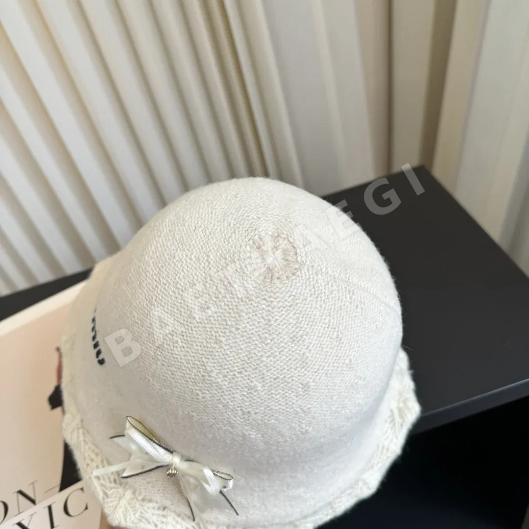 미우미우 모자 185761 Miu Miu Cap 상세 이미지 6