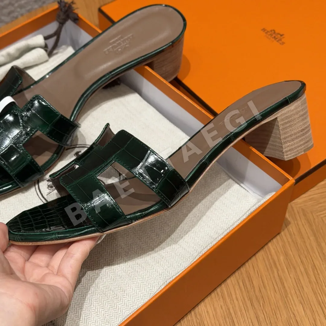에르메스 오아시스 샌들 에메랄드 크로커다일 상세 이미지 5