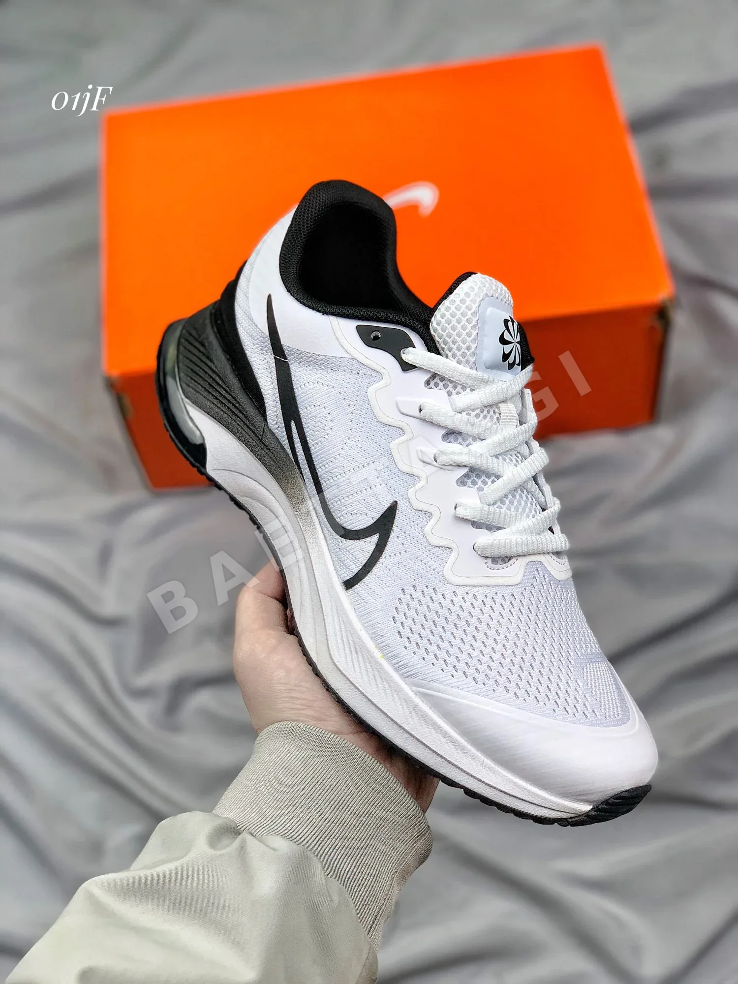 나이키에어맥스 에어 쿠션 통기성 러닝화 28828