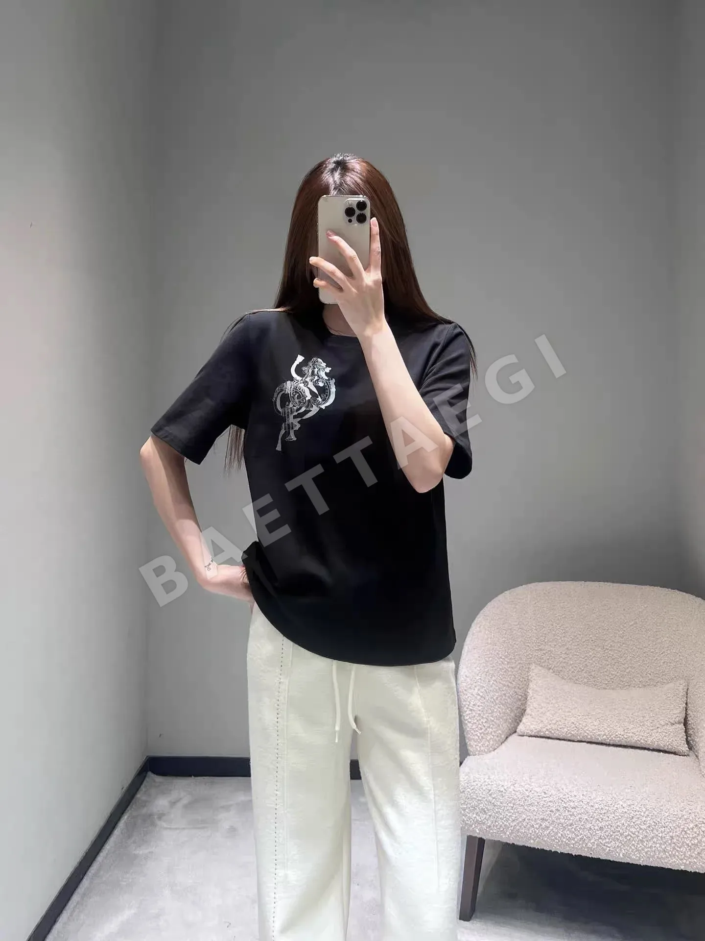 에르메스 여성 코튼 라운드넥 반팔 티셔츠 상세 이미지 3