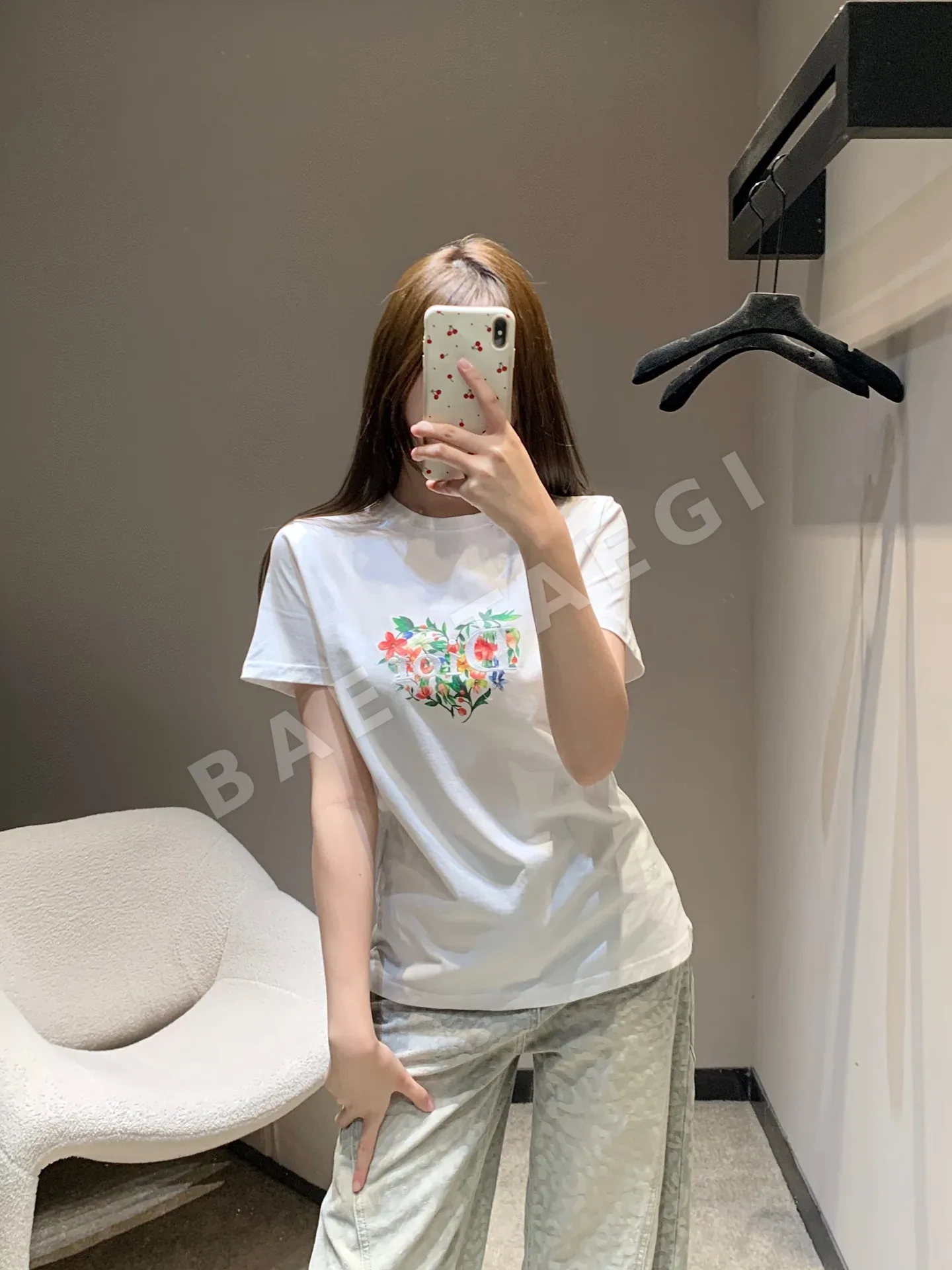 디올 레터 자수 하트 플로럴 반팔 티셔츠