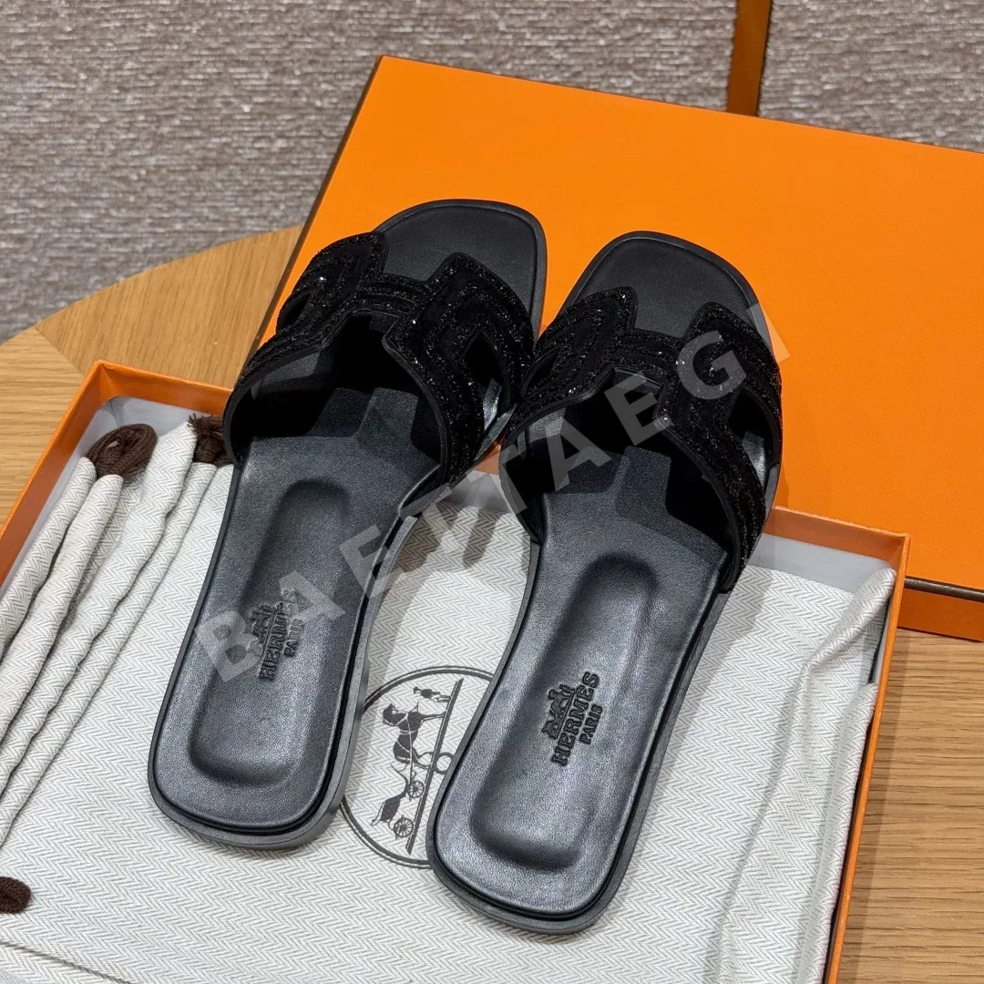 에르메스 오란 샌들 블랙 가죽 H 컷아웃 상세 이미지 3