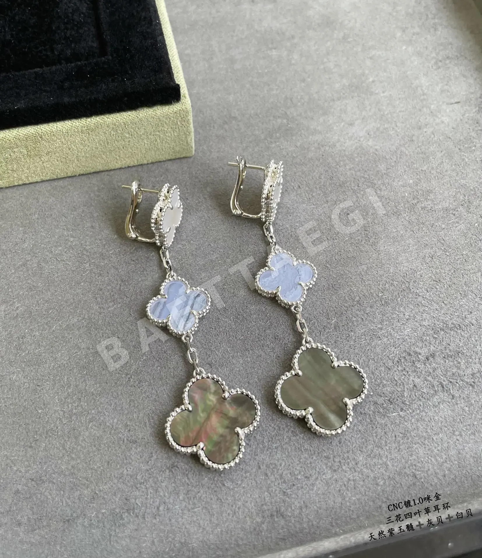 반클리프앤아펠 네 잎 클로버 목걸이 상세 이미지 6