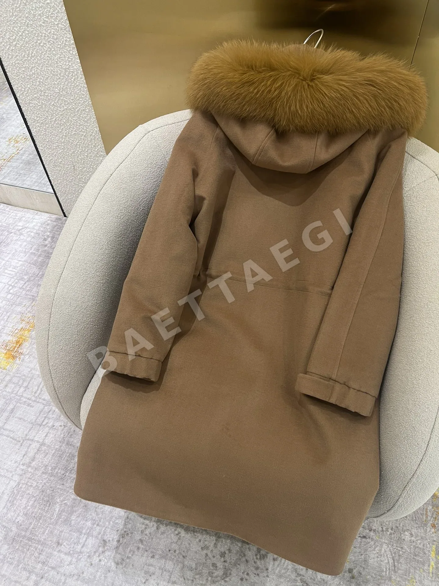 로로피아나 담배색 스키슈트 자켓 상세 이미지 8