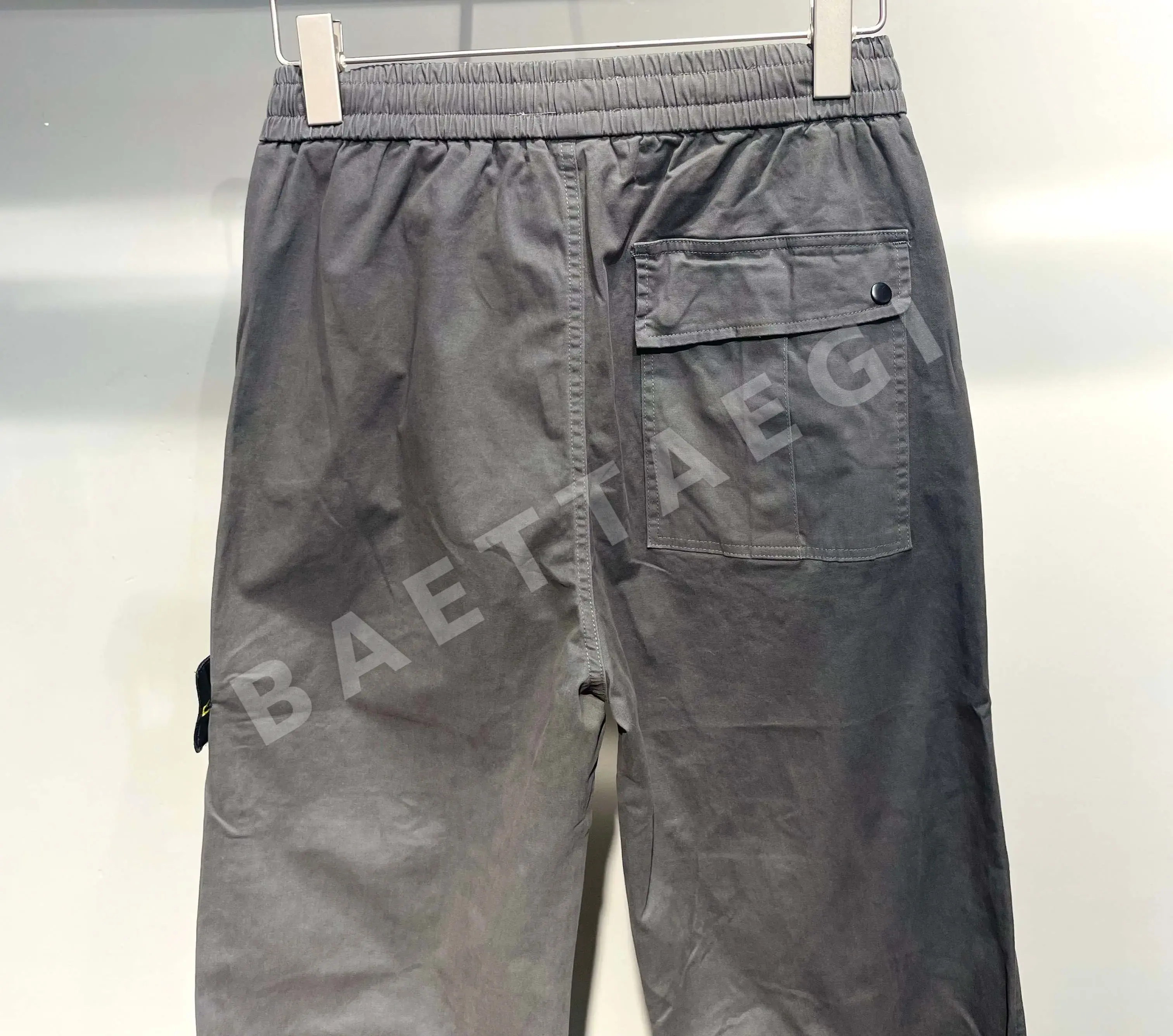 스톤아일랜드 뉴배지 멀티포켓 밴딩 카고 팬츠 상세 이미지 8