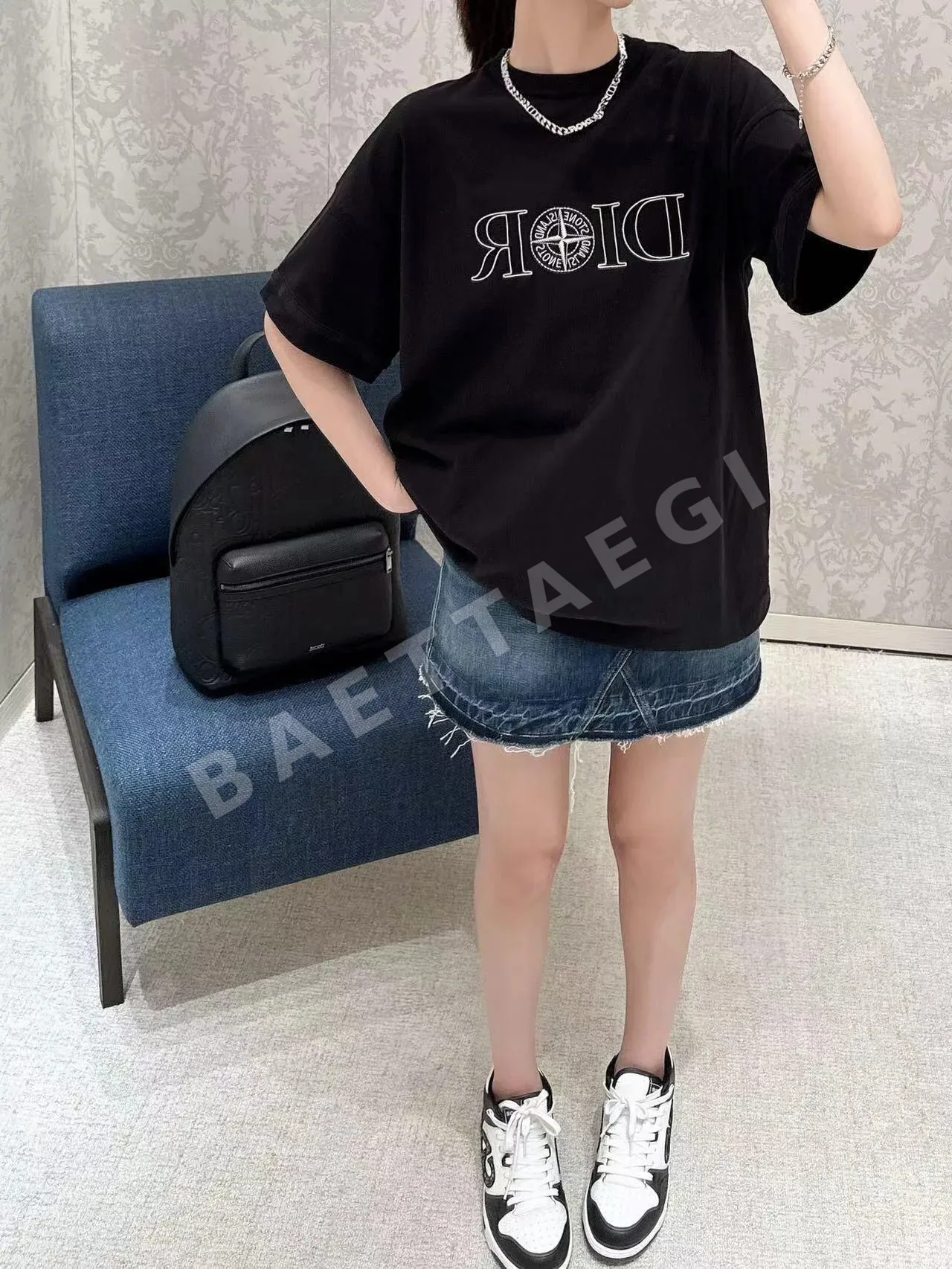스톤아일랜드 로고 자수 크루넥 반팔 티셔츠 상세 이미지 5