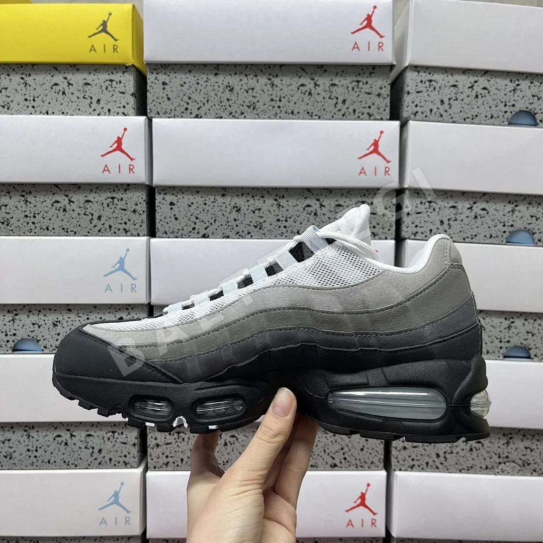 나이키 [KZ2.0] 에어 맥스 95 OG HJ5996-002 201154 Nike Air Max 95 OG Big Bubble Blue 상세 이미지 4