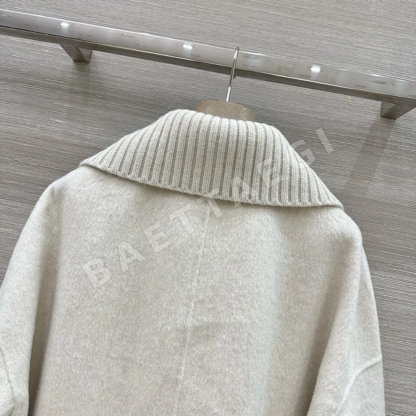 로로피아나 양면 캐시미어 다운 자켓 상세 이미지 9
