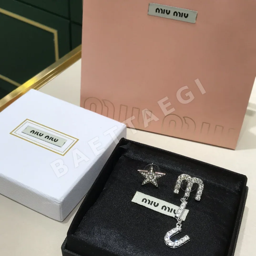 미우미우 귀걸이 61219 Miu Miu Earrings