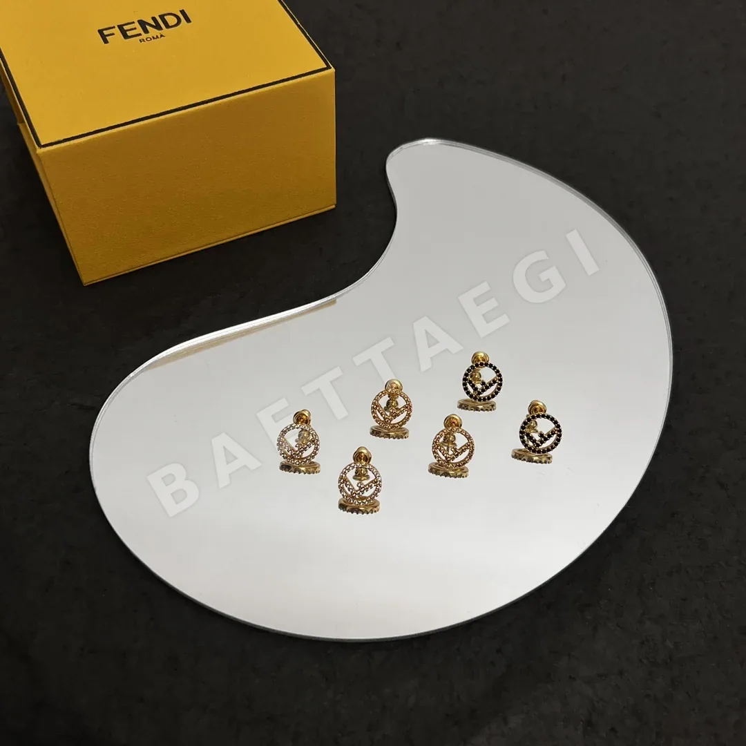 펜디 심플 디자인한 귀걸이 71354