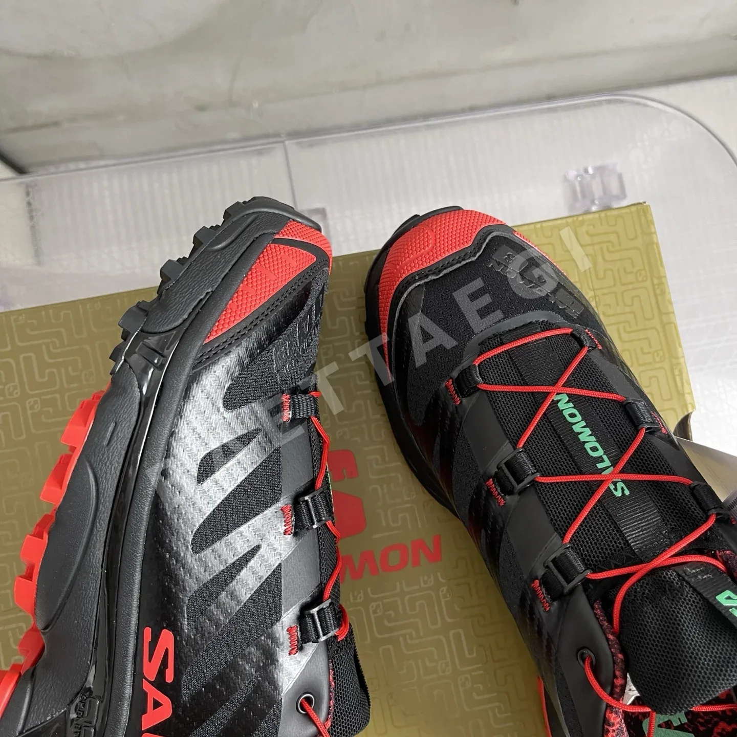 살로몬 XT-4 OG 로우컷 러닝화 상세 이미지 6