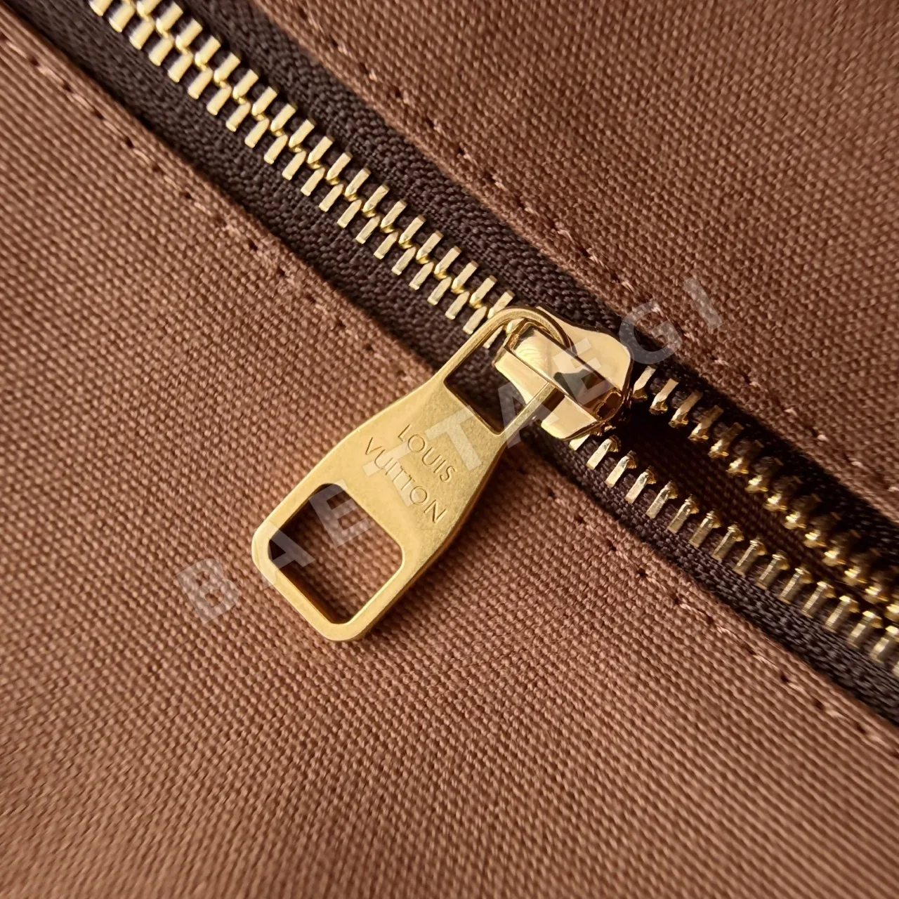 루이비통 제트라그 미디엄 모노그램 핸드백 M2A655 상세 이미지 7