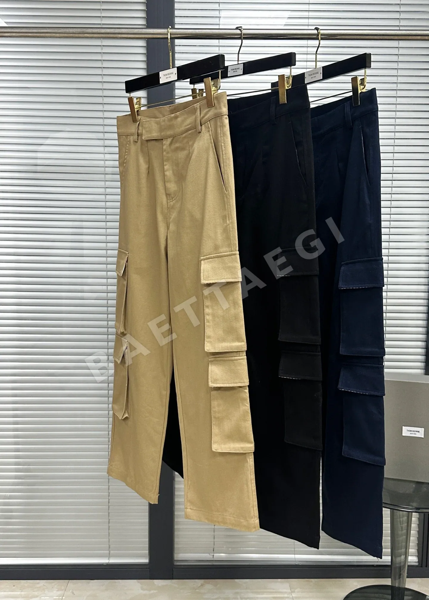 톰브라운 워싱 블랙 네이비 블루 남성 바지 레플리카 46716 Thom Browne 상세 이미지 4
