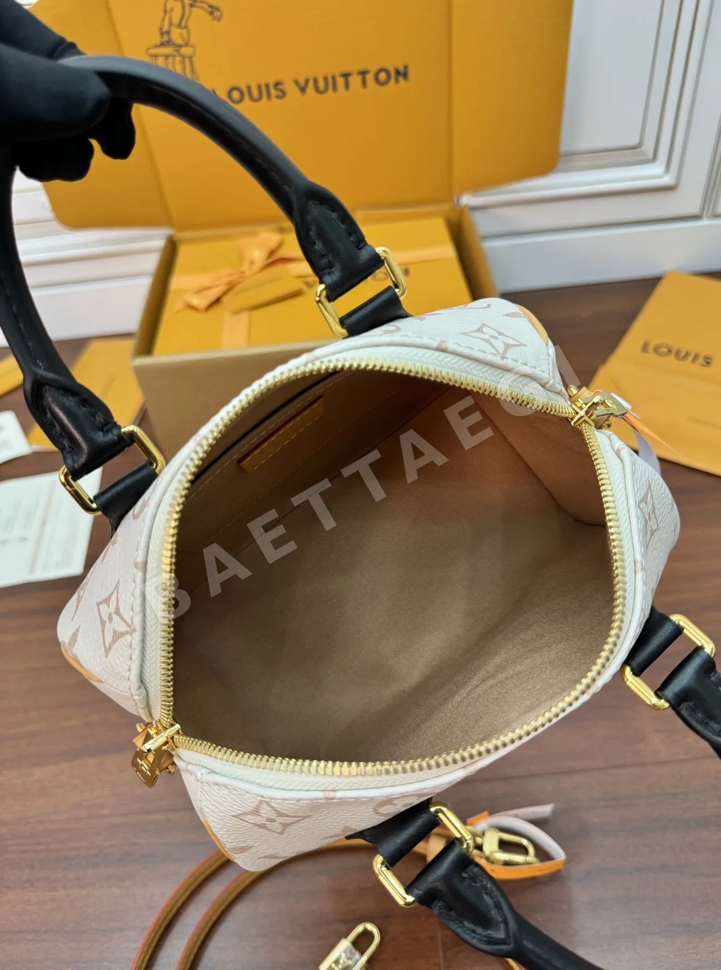 루이비통 M46906 가방 상세 이미지 3