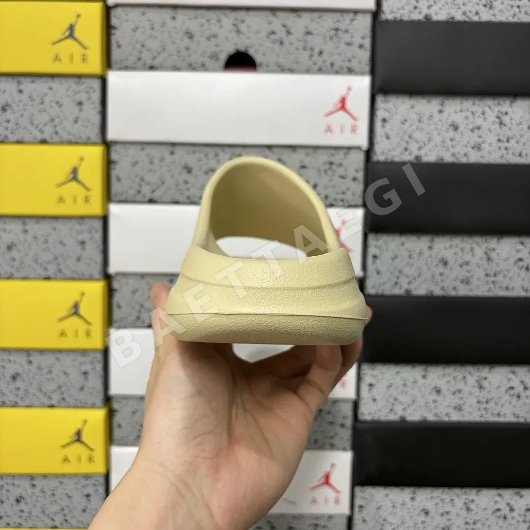 아디다스 [LW] 이지 슬라이드 FZ5897 200620 Adidas Yeezy Slide Bone 상세 이미지 6