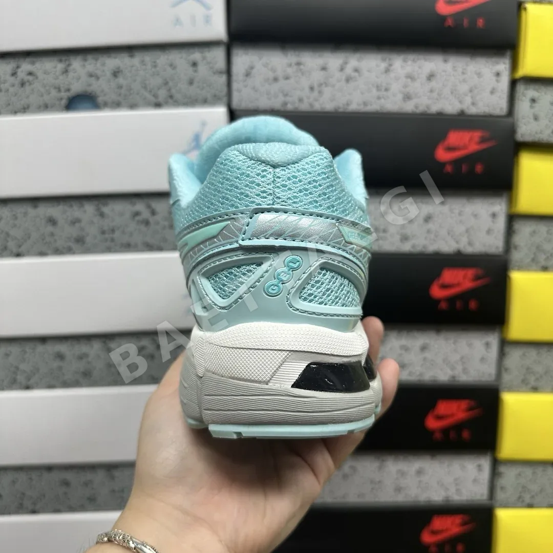 아식스 [KO] 젤 카야노 20 1203A758-300 200452 Asics Gel-Kayano 20 Fresh Ice Baltic Jewel 상세 이미지 7