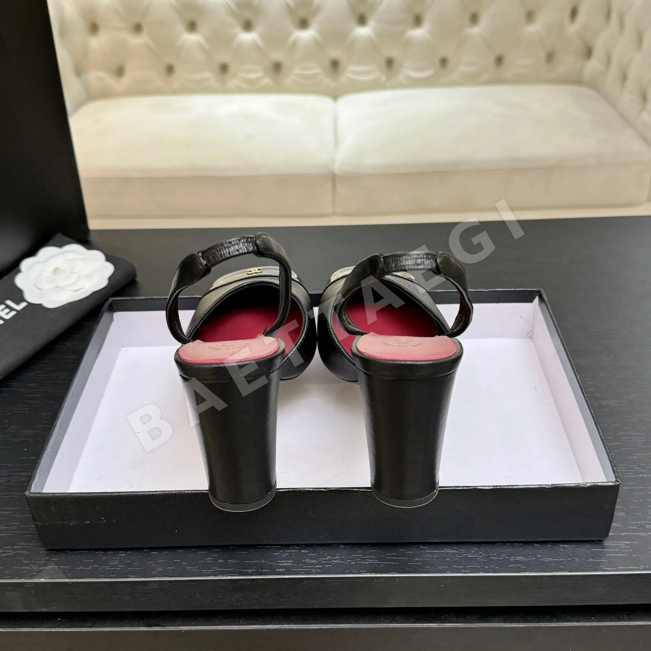 샤넬 더블 C 스티치 스퀘어토 백리스 샌들 상세 이미지 6