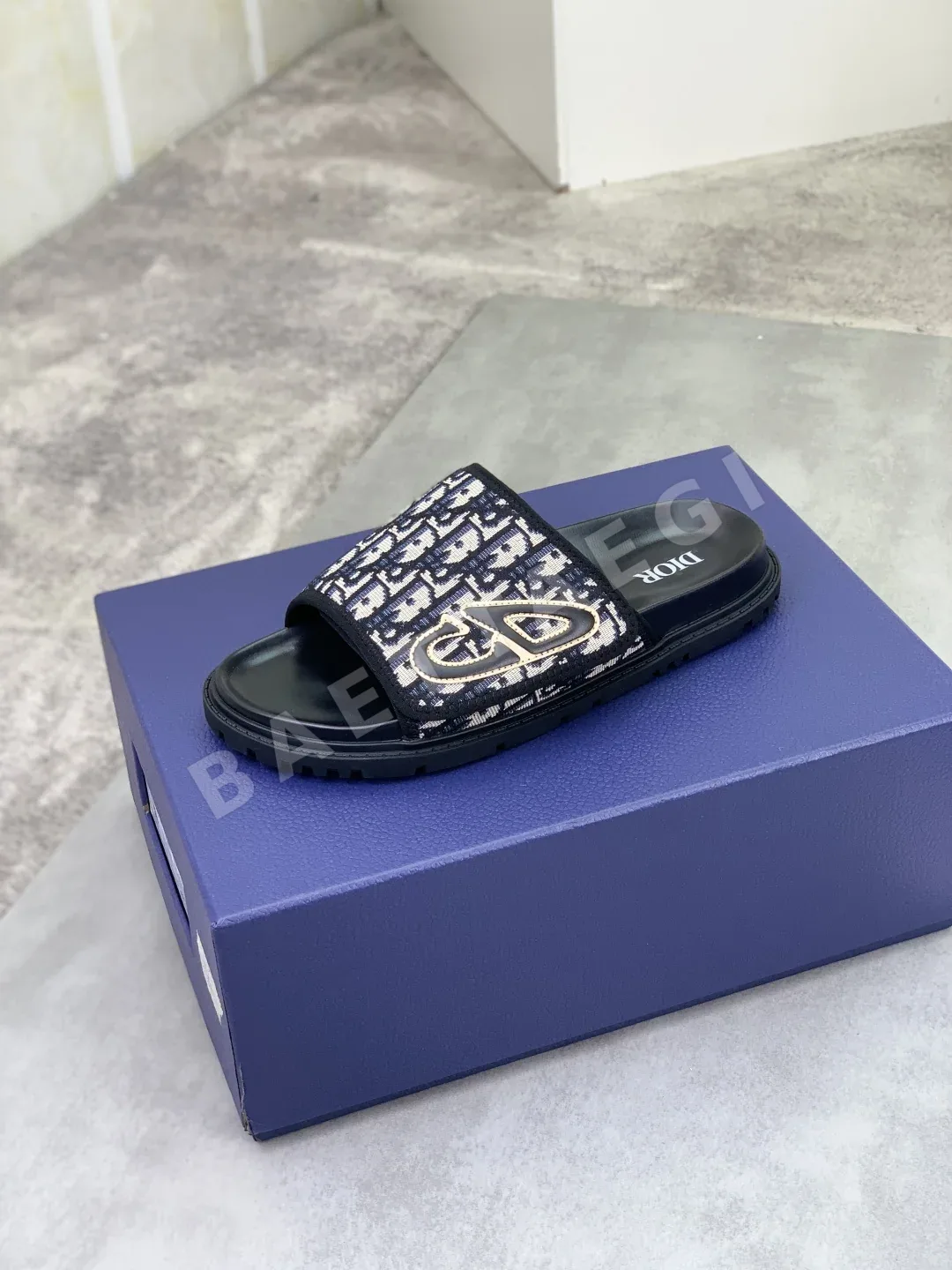 디올 오블리크 자카드 아쿠아 샌들 (Dior Aqua Sandal) 상세 이미지 4