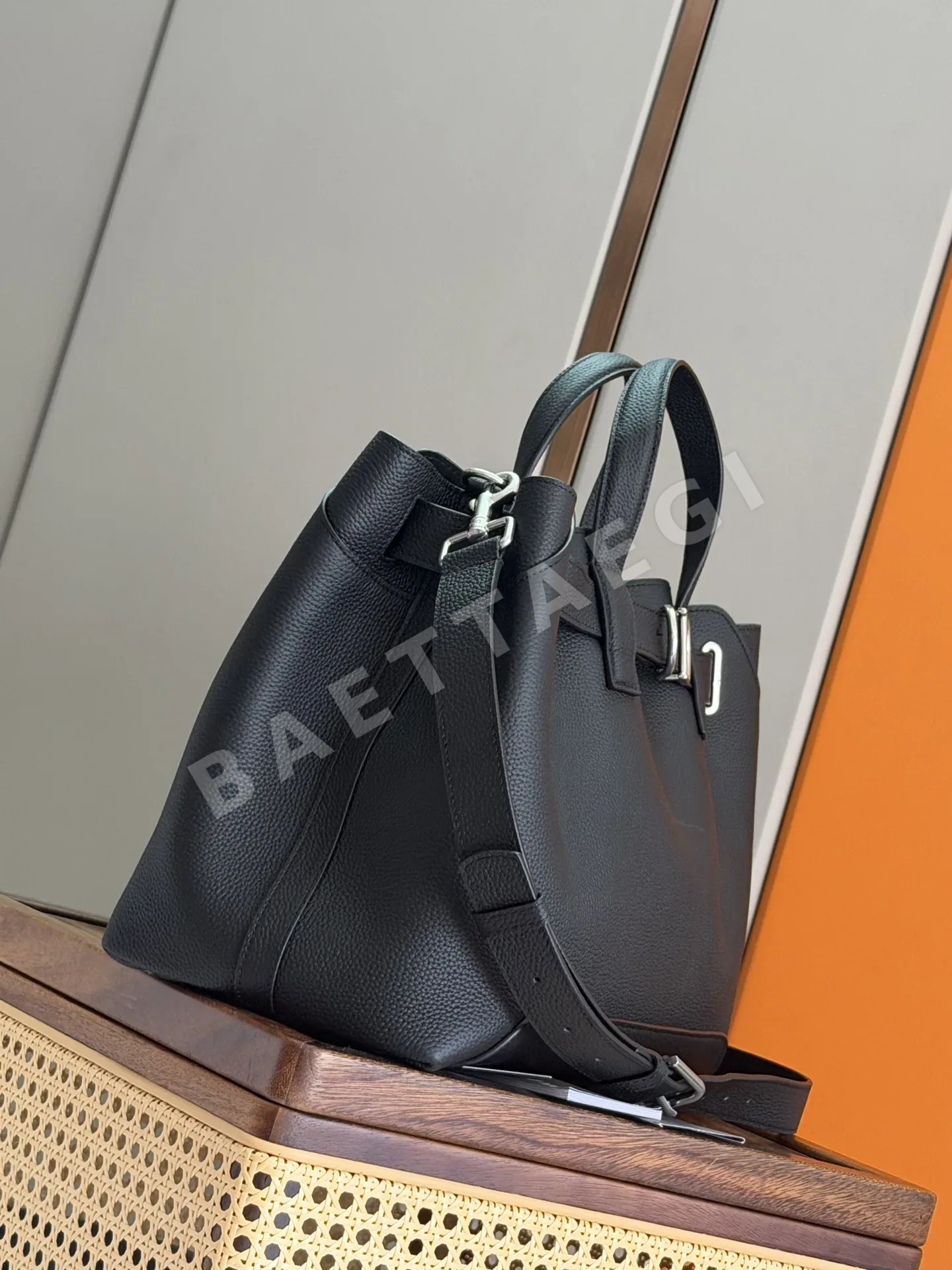 디올 노르망디 미디엄 Dior Normandie 상세 이미지 3