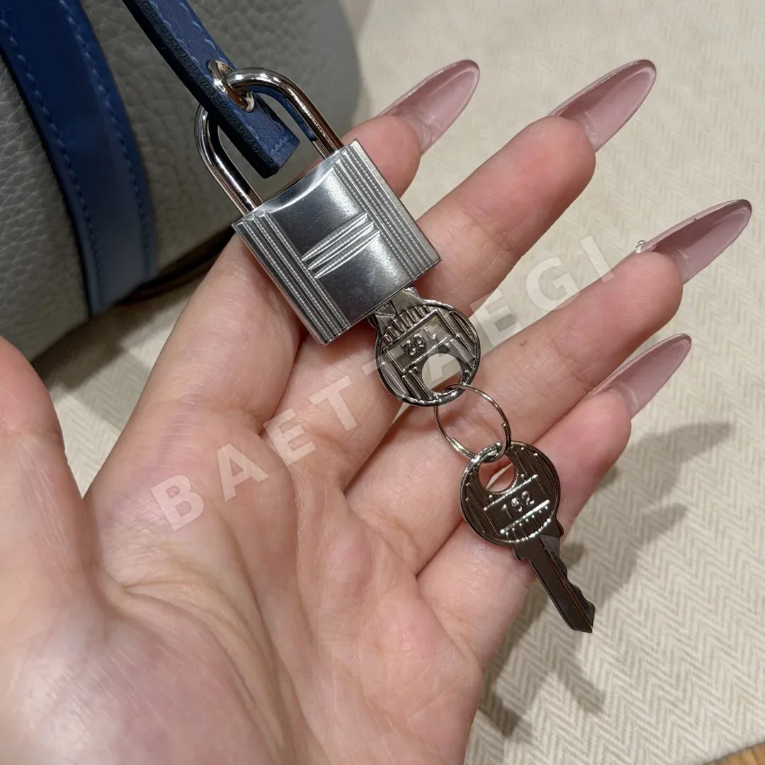 에르메스 피코탄 락 18 cm 가방 상세 이미지 9