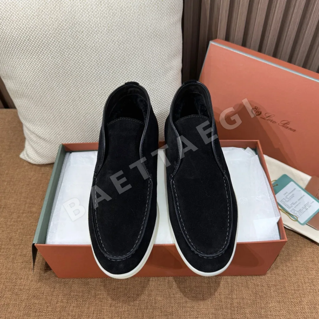 로로피아나 로퍼 크리미화이트 스웨이드 하이컷 디자인 187361