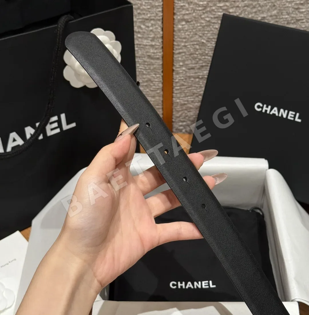 샤넬 클래식 더블 C 메탈 버클 가죽 벨트 상세 이미지 7