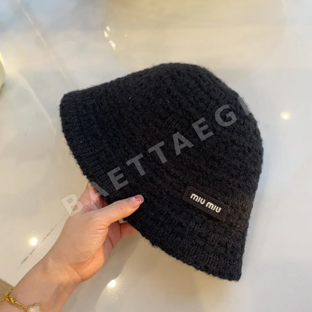미우미우 모자 81249 Miu Miu Cap 상세 이미지 7