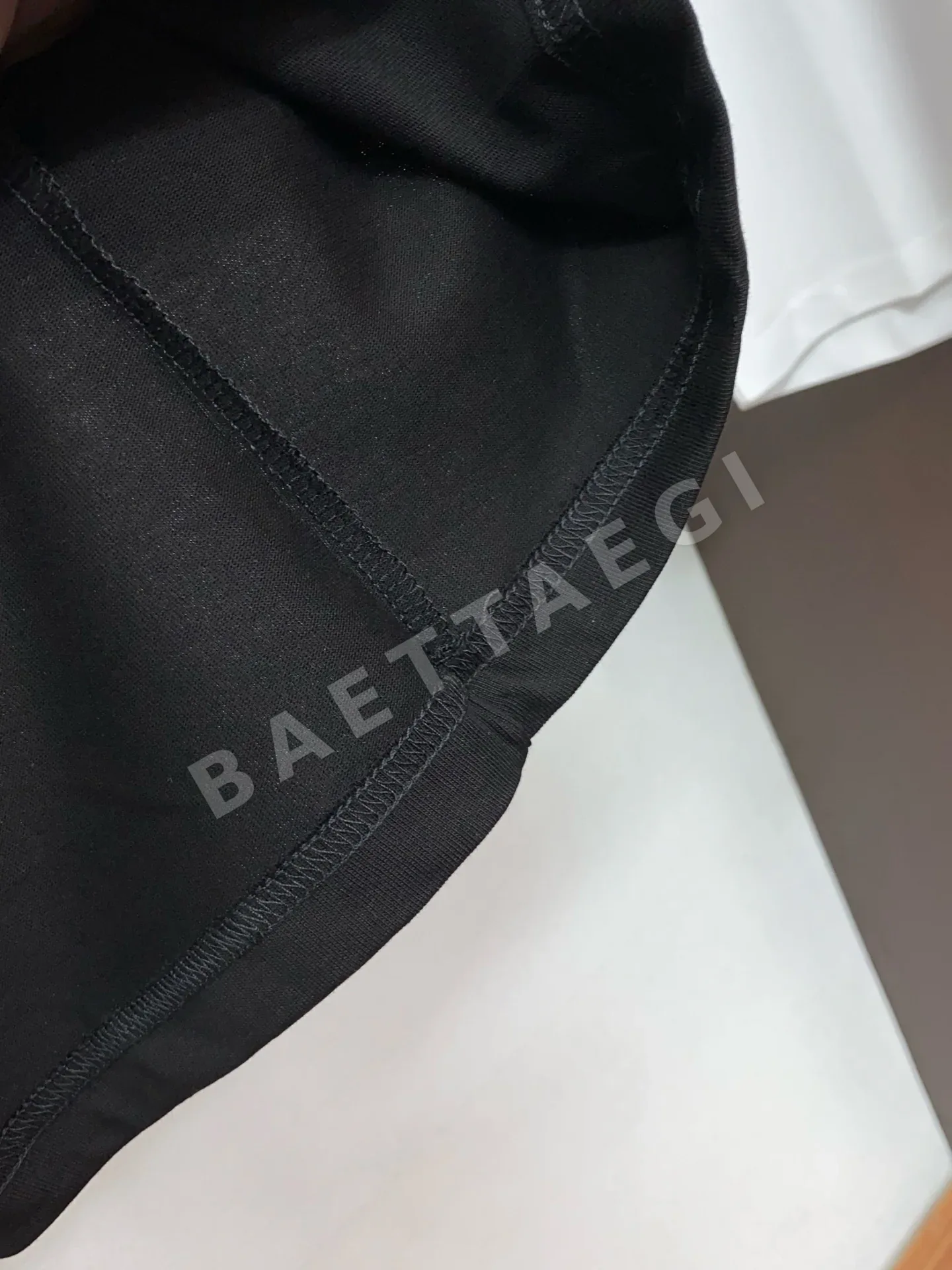 디올 자수 코튼 라운드넥 반팔 티셔츠 남성 상세 이미지 6