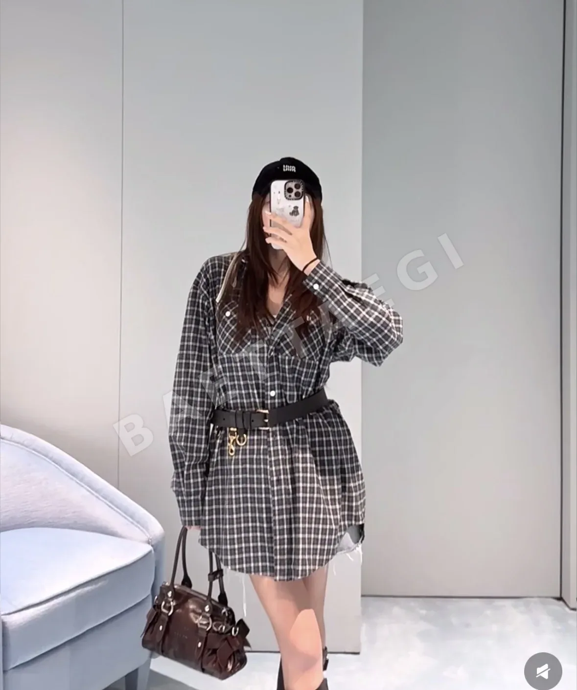 미우미우 레트로 체크 루즈 셔츠 원피스 163783