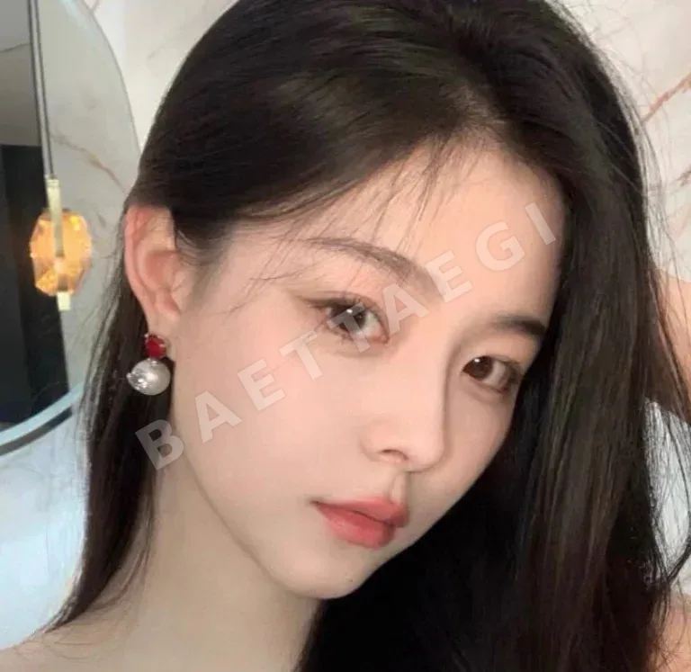 비비안웨스트우드 새턴 하트 귀걸이 상세 이미지 7
