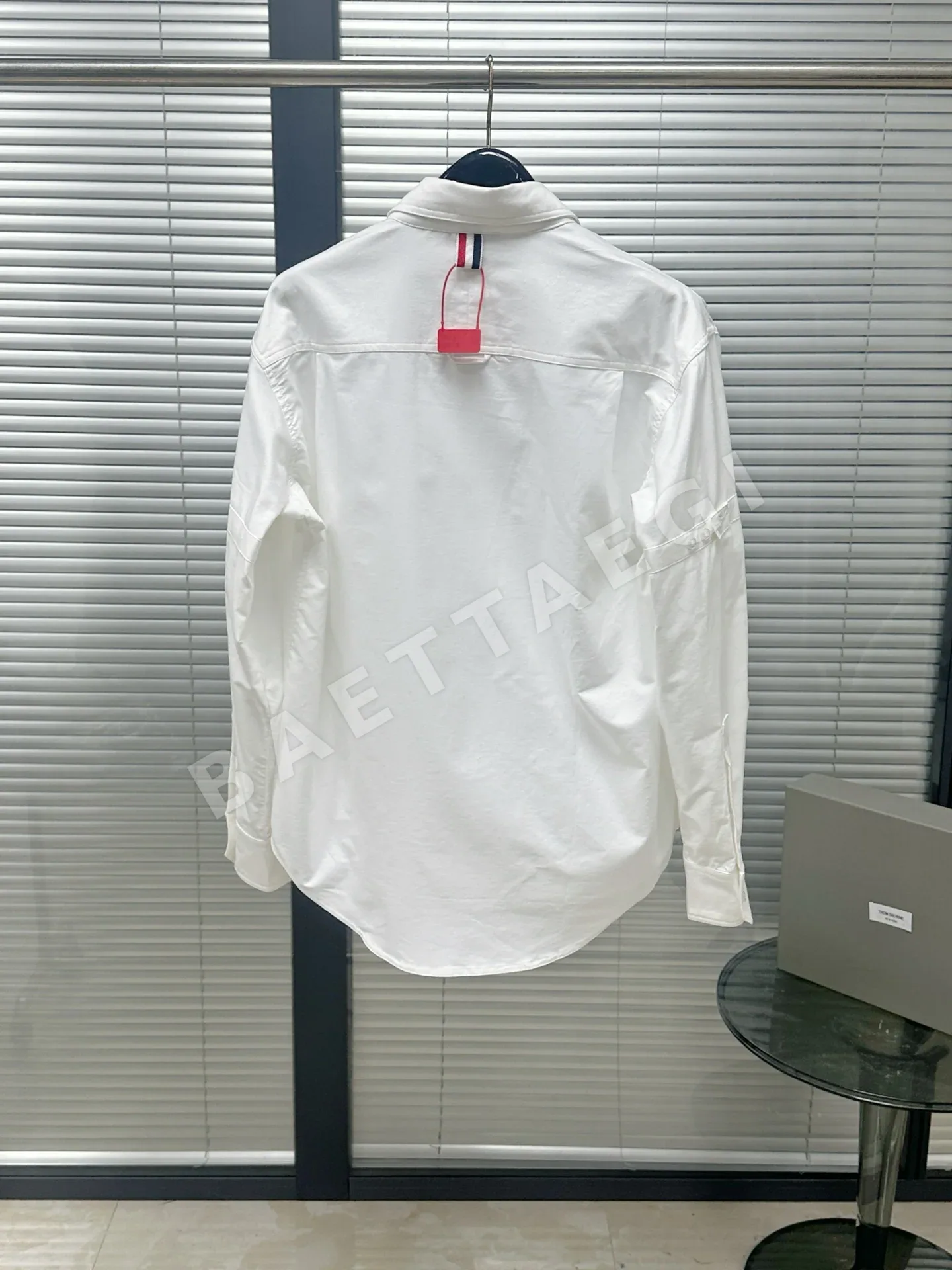 톰브라운 오버핏 무지 긴팔 셔츠 상세 이미지 3