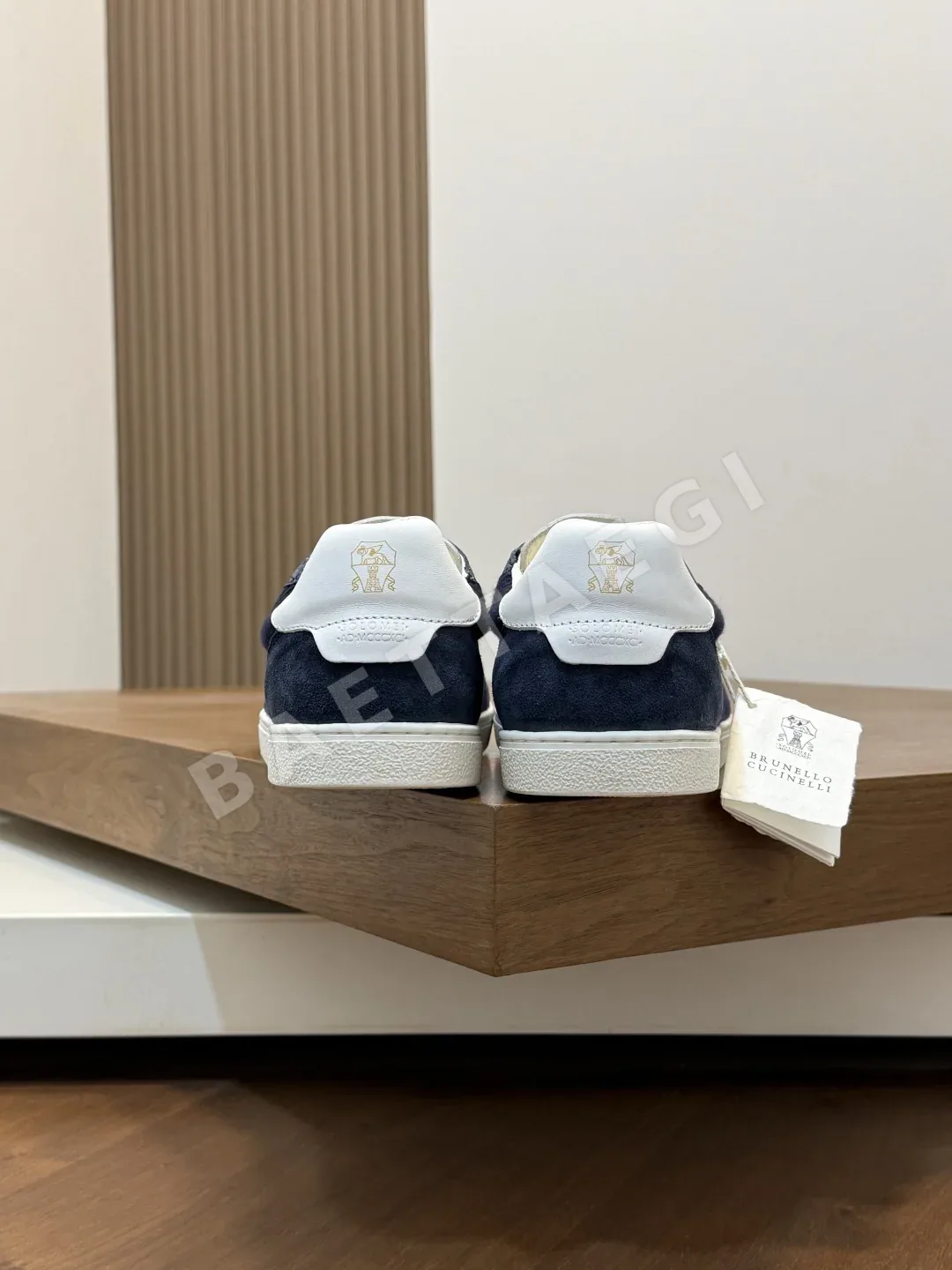 브루넬로쿠치넬리 남성 카프스킨 스웨이드 스니커즈 상세 이미지 8