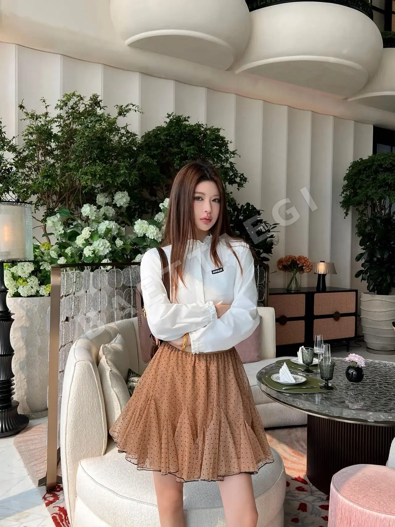 미우미우 프릴 스탠드카라 여성 셔츠 상세 이미지 2